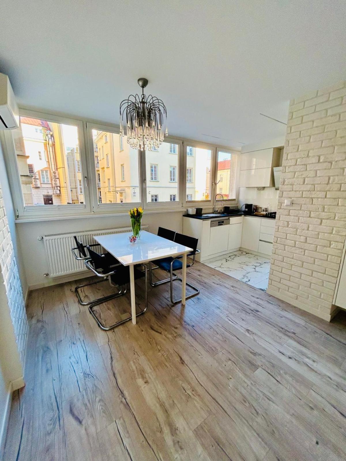 Old Town - Trebacka Apartment Warszawa Zewnętrze zdjęcie